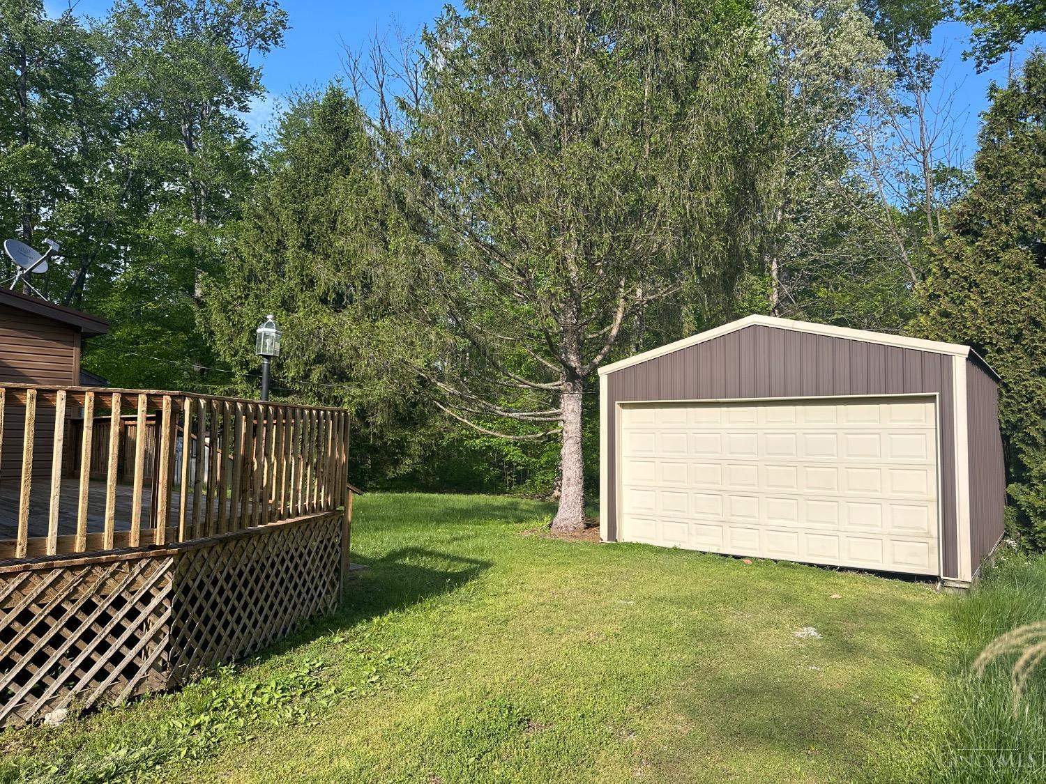 7094 Cedar Trail, Paint Twp, Ohio image 22
