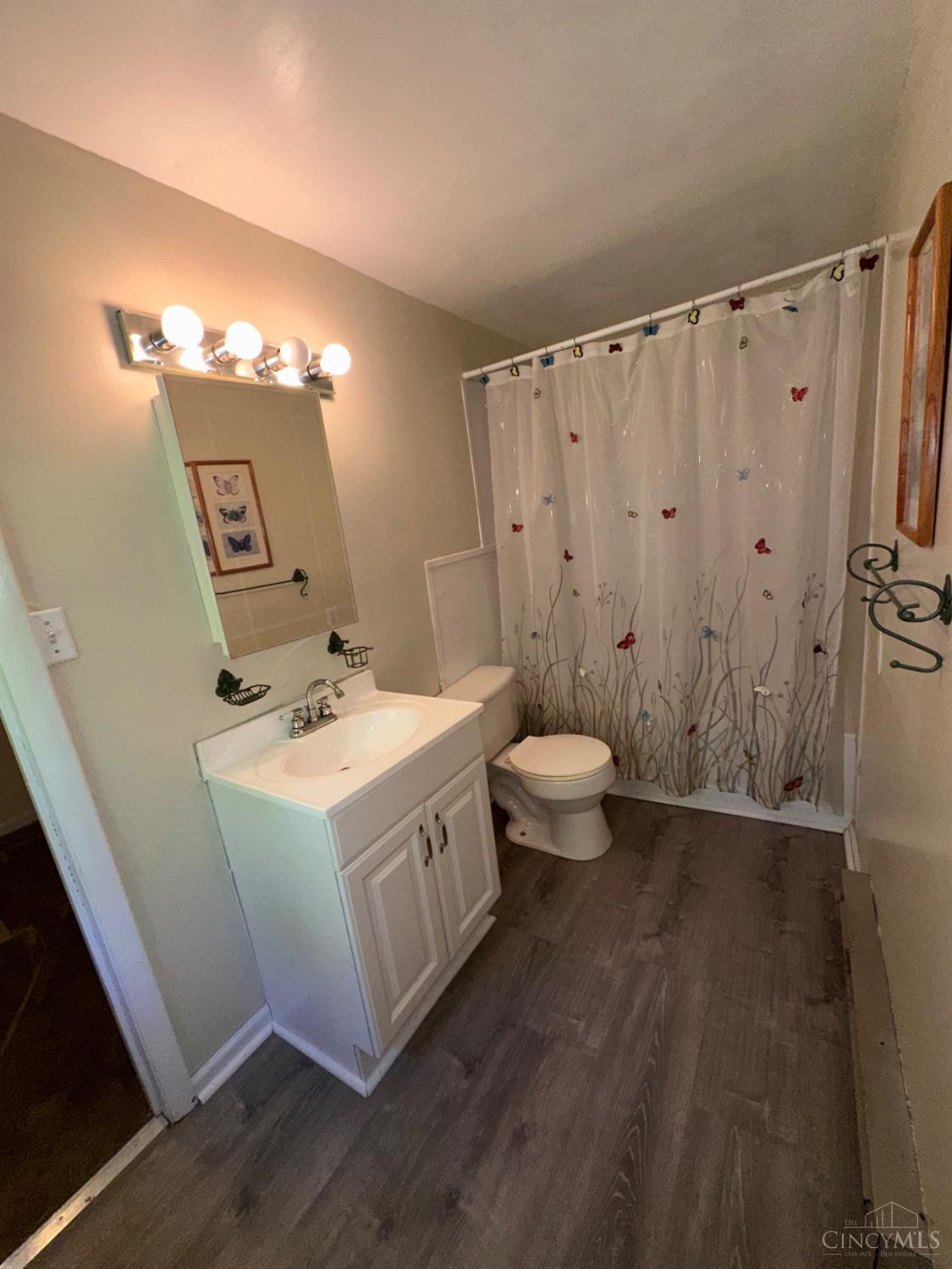 7094 Cedar Trail, Paint Twp, Ohio image 18