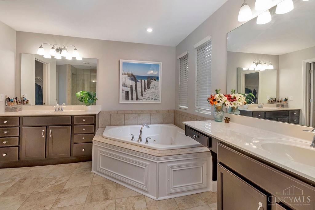 5560 Sentinel Oak Dr Dr, Mason, Ohio image 39