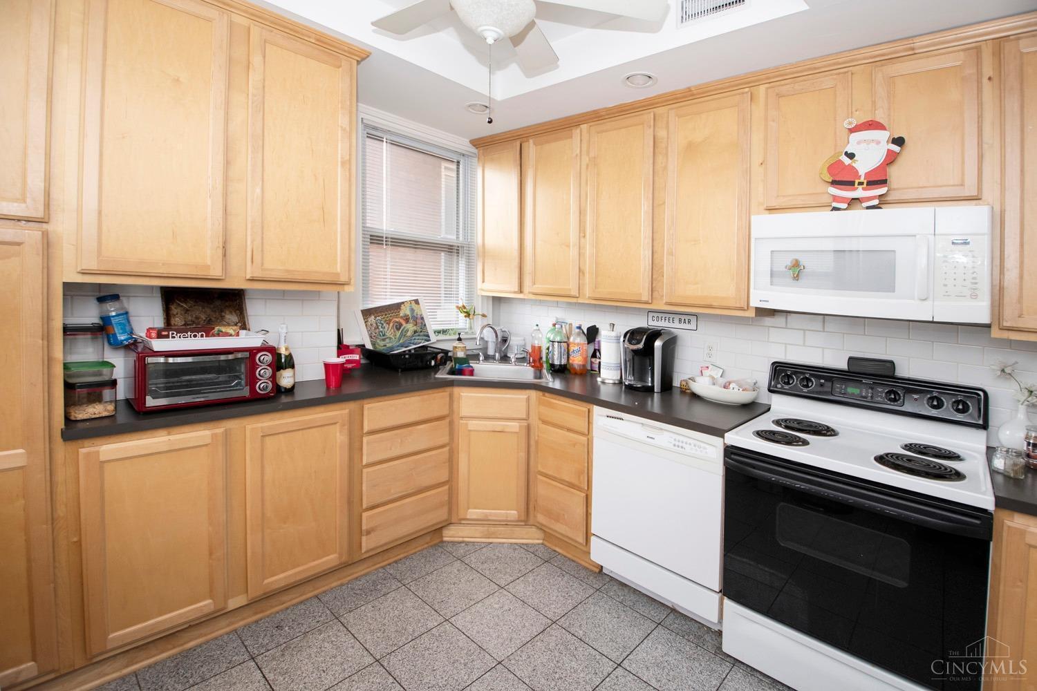 2426 Fairview Avenue