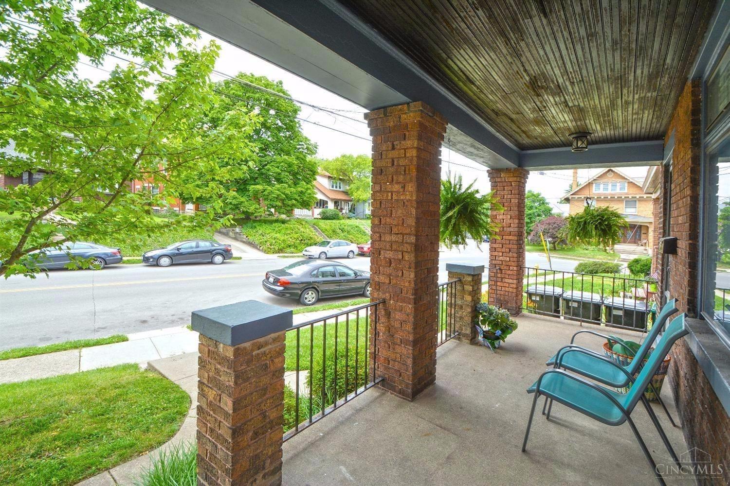 2426 Fairview Avenue