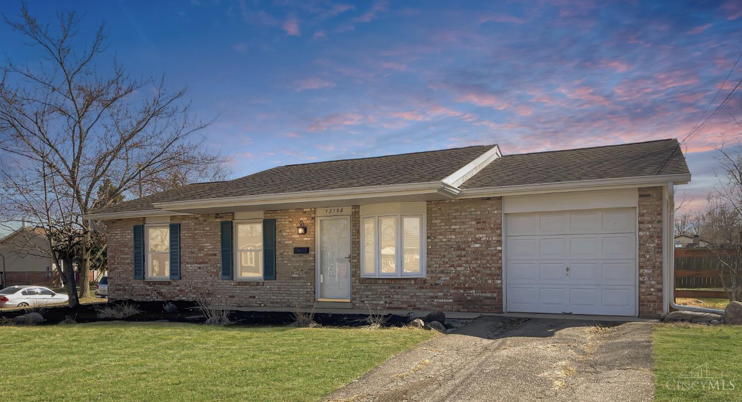 12158 Spalding Drive, Colerain Twp, Ohio image 1