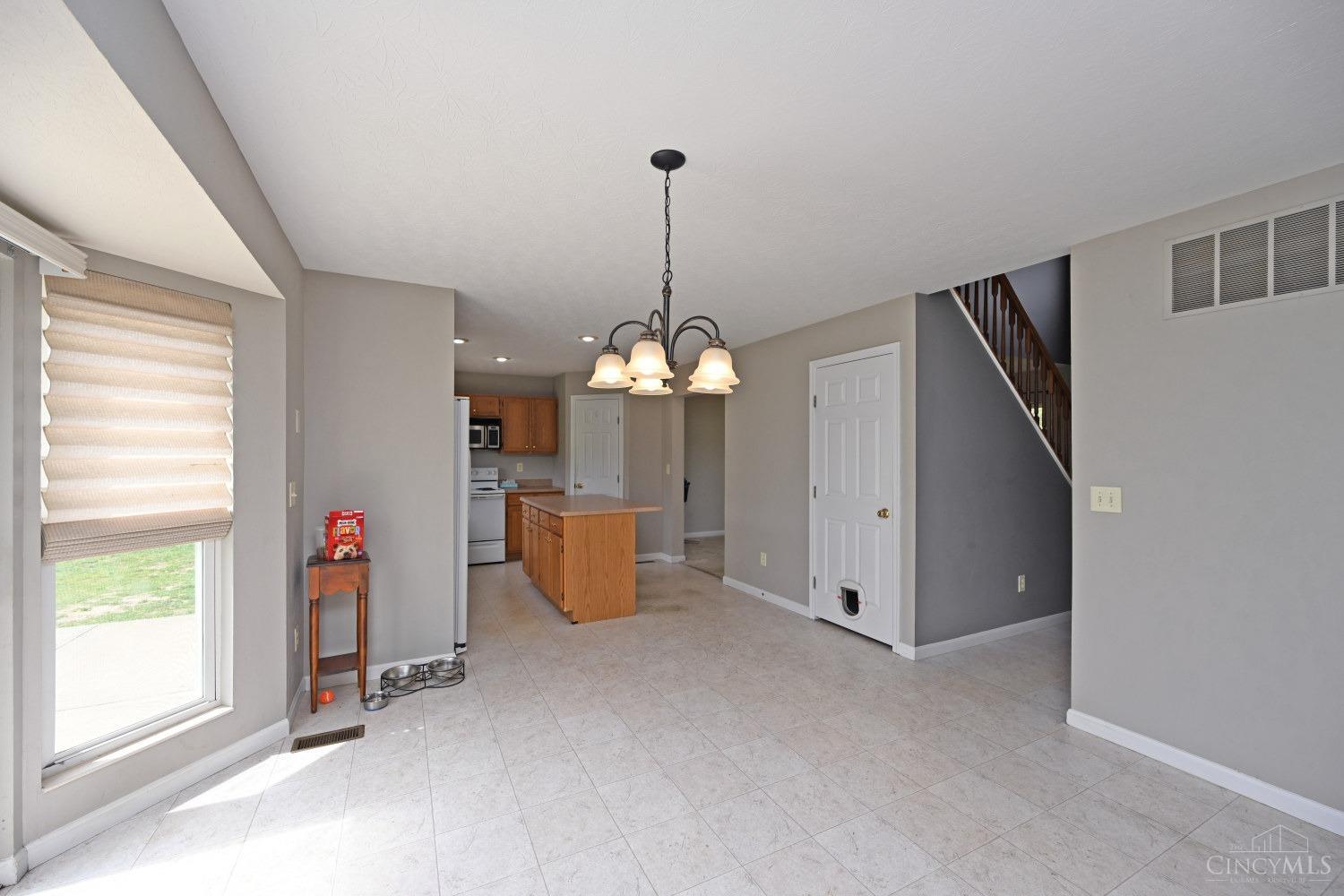 6911 Ruwes Oak Drive, Green Township, Ohio image 12