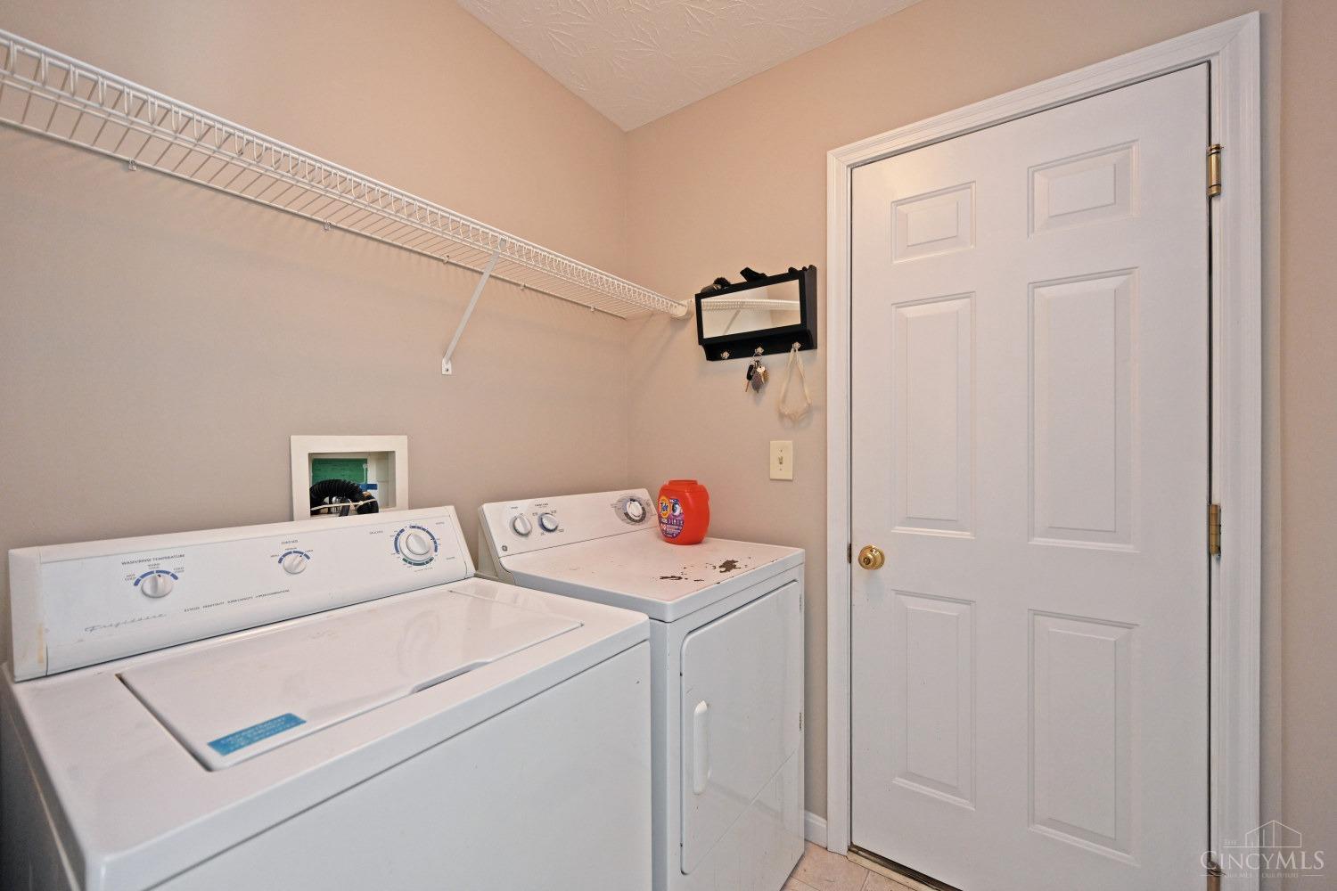 6911 Ruwes Oak Drive, Green Township, Ohio image 18