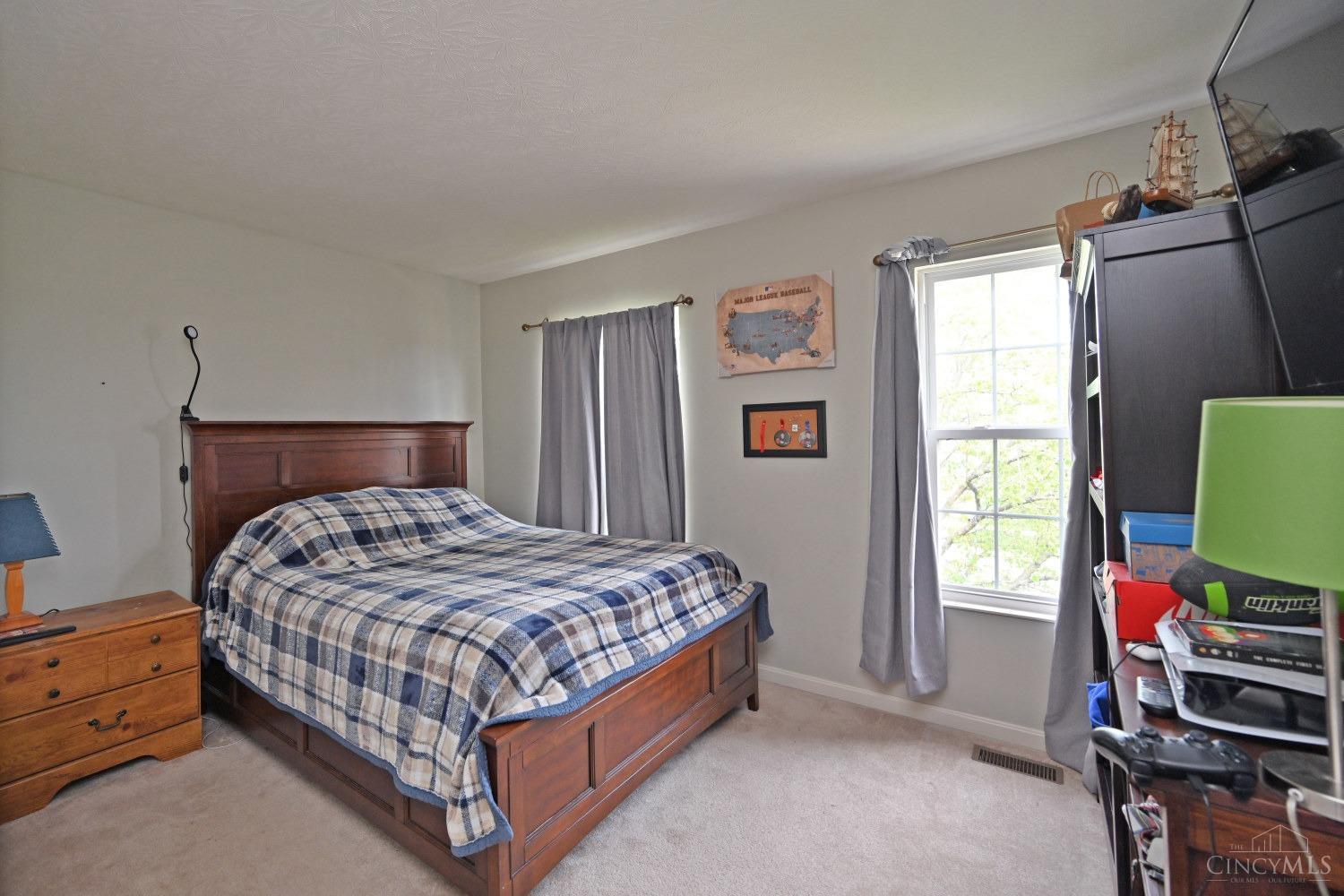 6911 Ruwes Oak Drive, Green Township, Ohio image 26