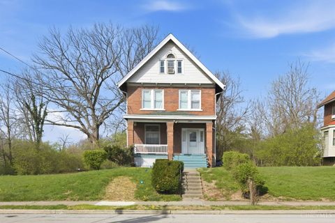 Photo of 3443 Woodburn Avenue, Cincinnati, OH 45207 (MLS # 1873225)