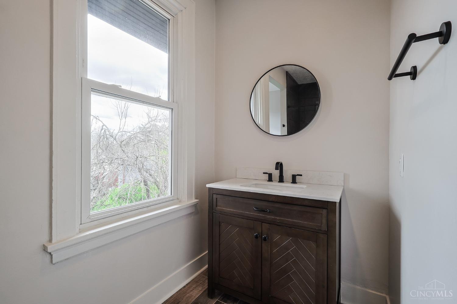 3414 Bevis Avenue, Cincinnati, Ohio image 30