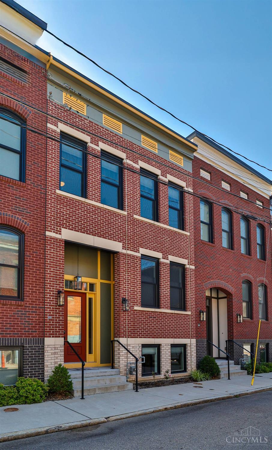 1514 Pleasant Street