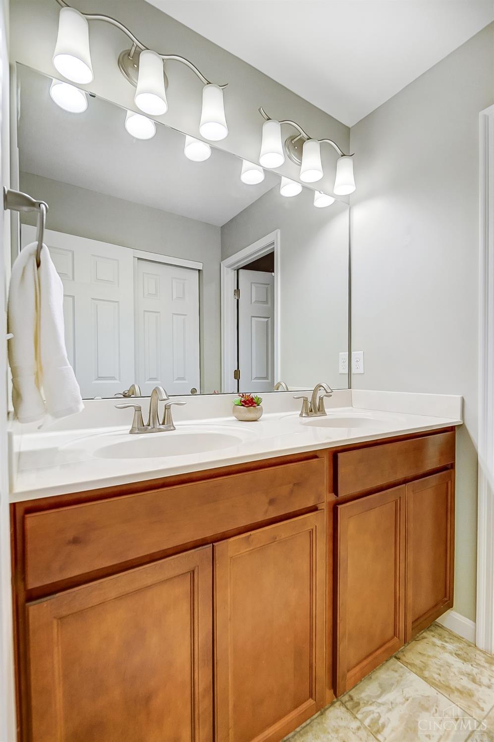 Turtle Creek Twp, Ohio 45036, United States, 4 Bedrooms Bedrooms, ,3 BathroomsBathrooms,Residential,Active,77708