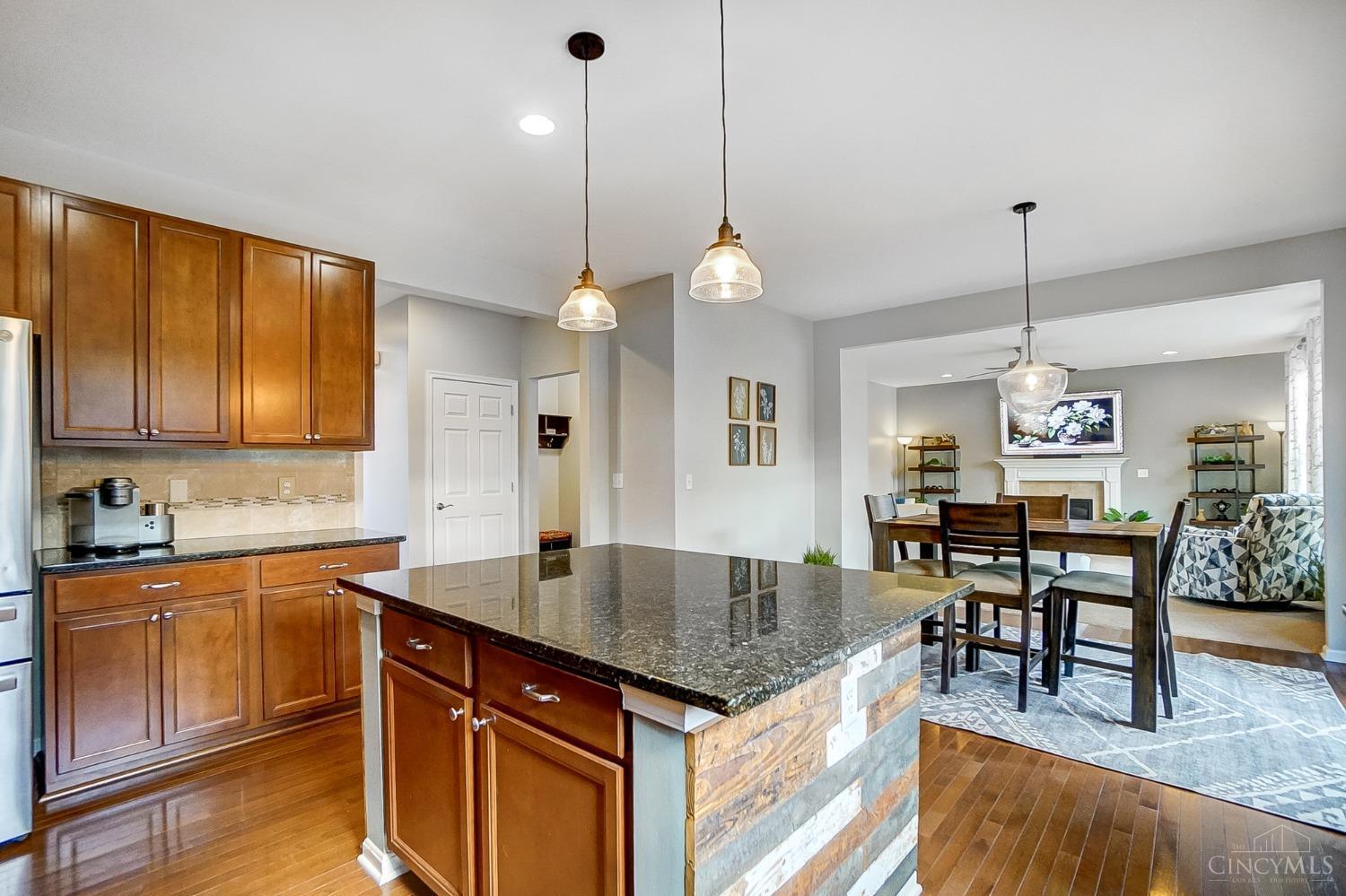 Turtle Creek Twp, Ohio 45036, United States, 4 Bedrooms Bedrooms, ,3 BathroomsBathrooms,Residential,Active,77708