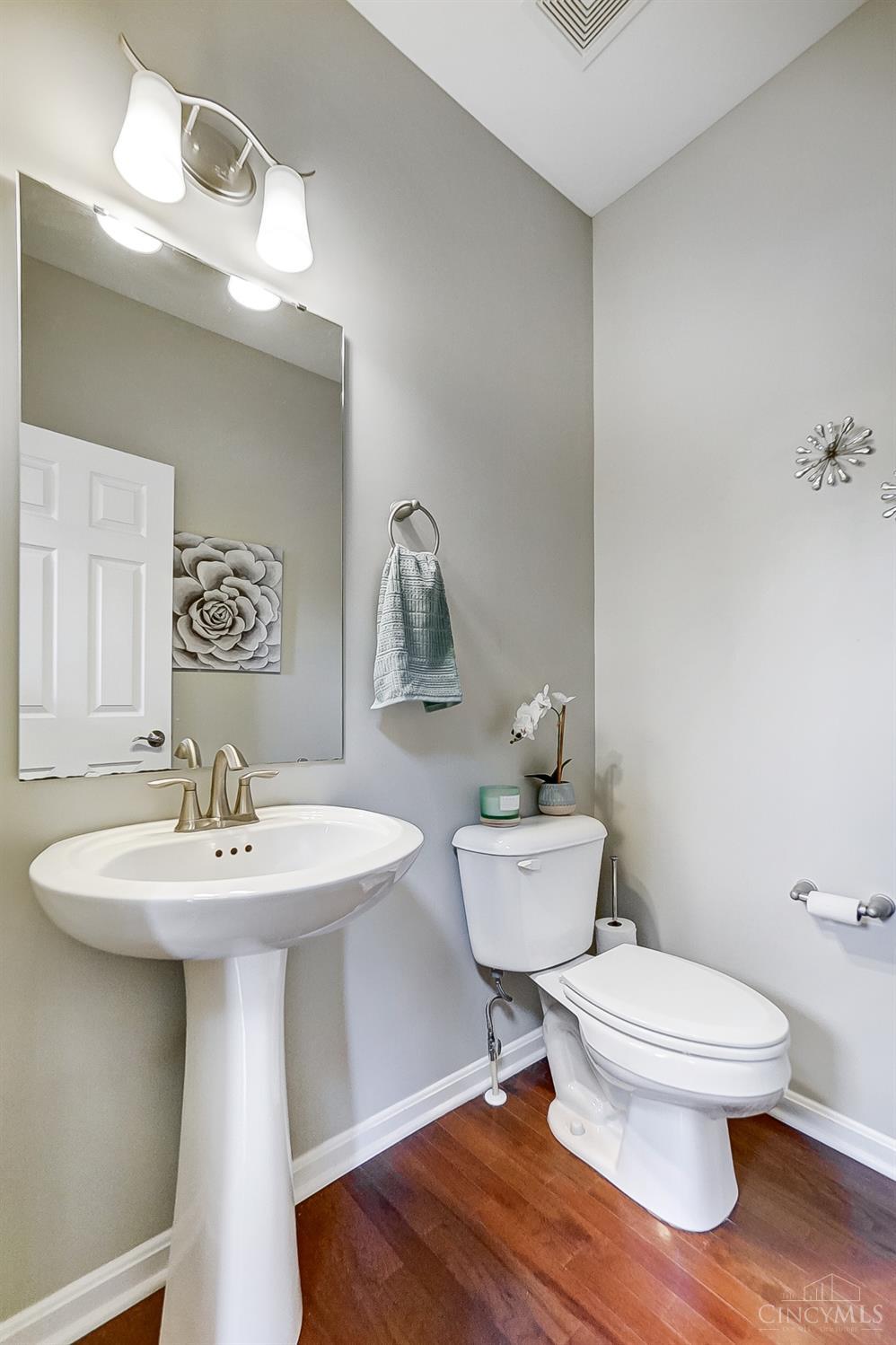 Turtle Creek Twp, Ohio 45036, United States, 4 Bedrooms Bedrooms, ,3 BathroomsBathrooms,Residential,Active,77708