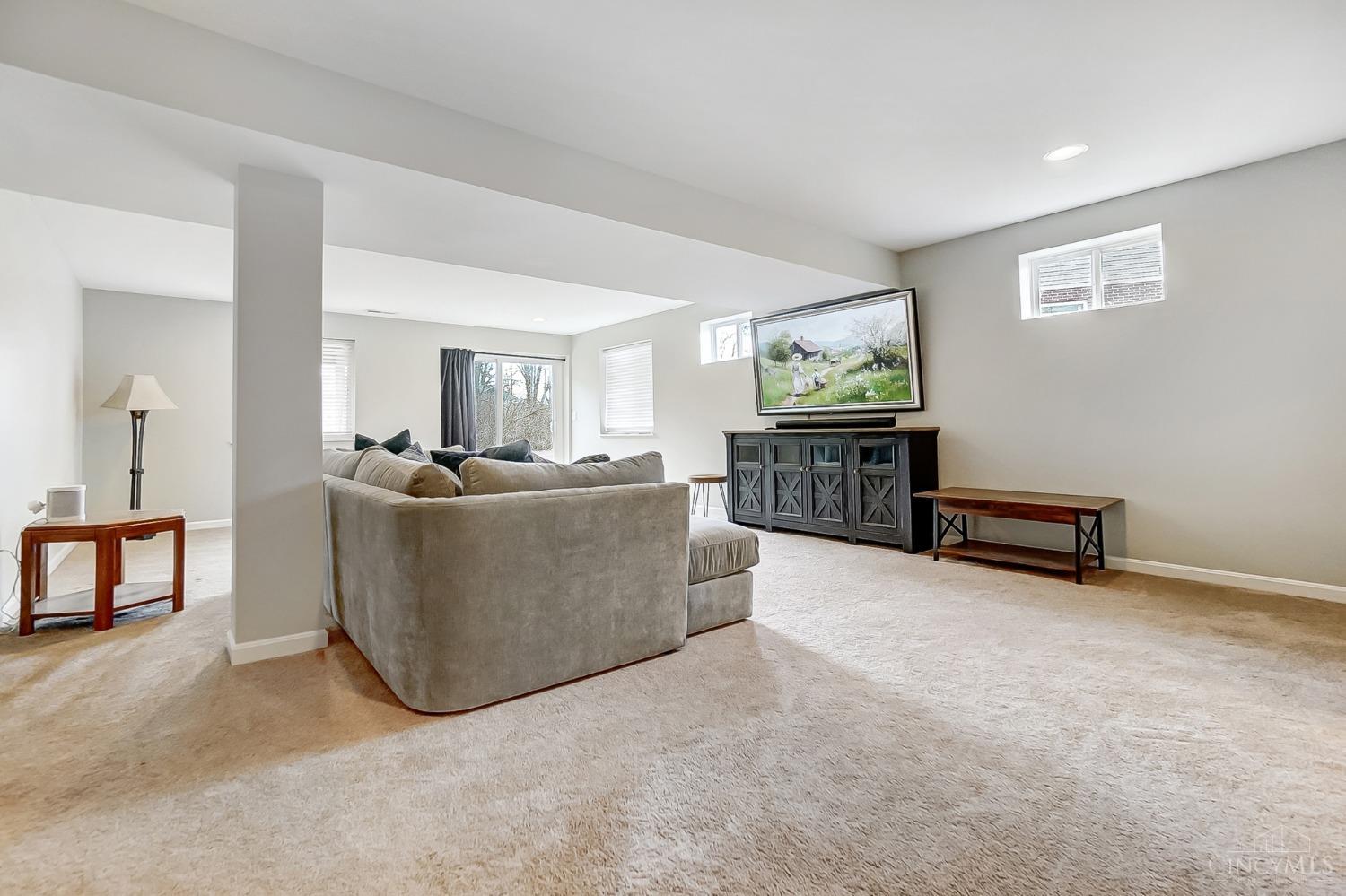 Turtle Creek Twp, Ohio 45036, United States, 4 Bedrooms Bedrooms, ,3 BathroomsBathrooms,Residential,Active,77708