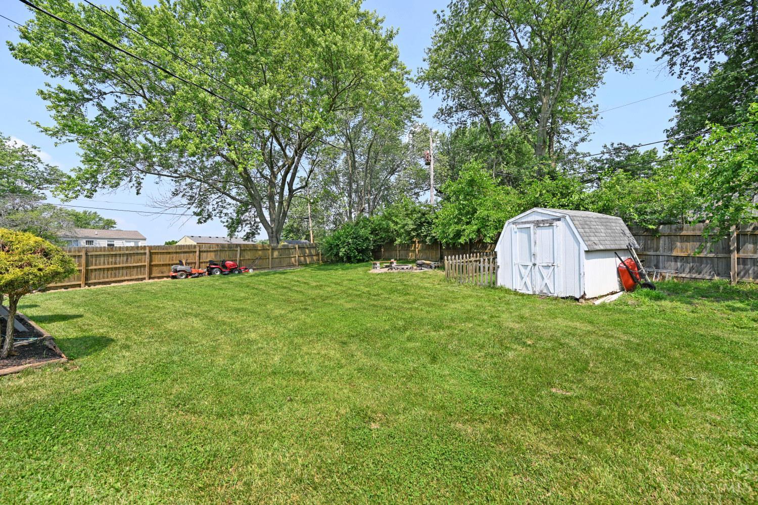 2868 Grosvenor Drive, Colerain Twp, Ohio image 36