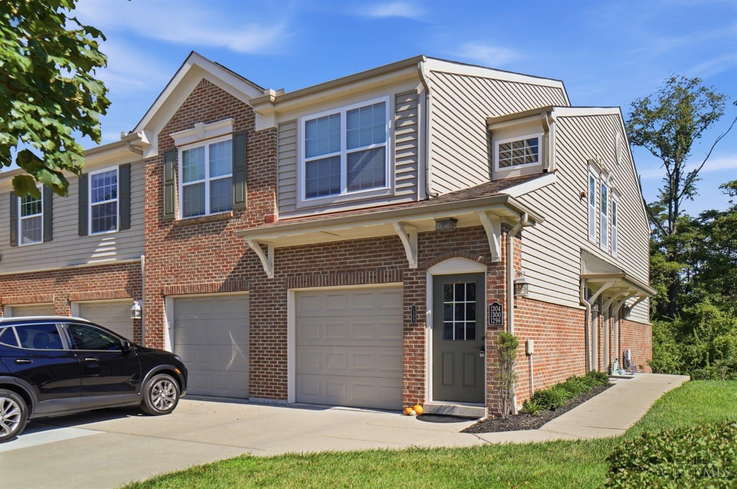 1308 Shadowood Trail