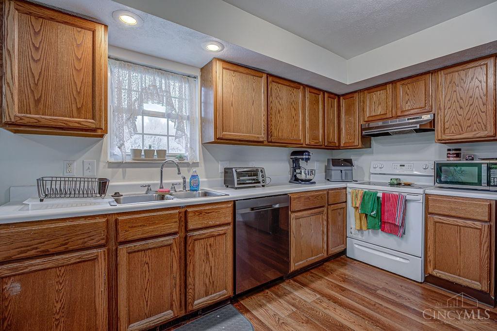 111 Melanee Lane, Oxford, Ohio image 9