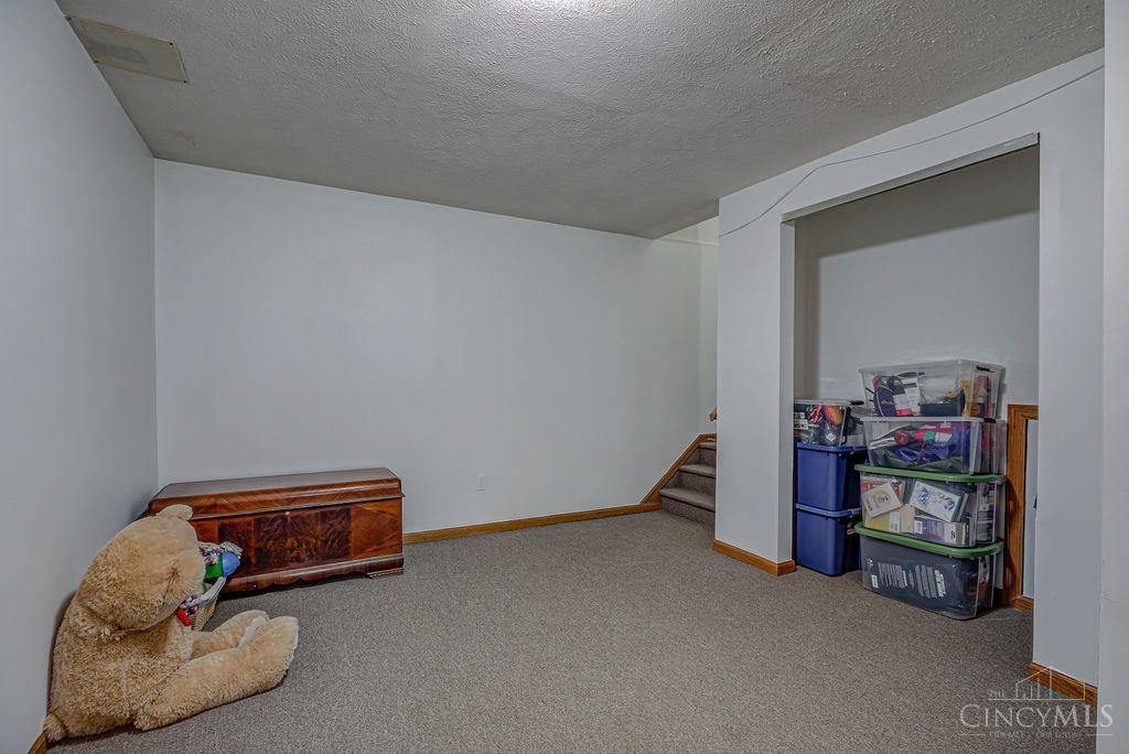 111 Melanee Lane, Oxford, Ohio image 24