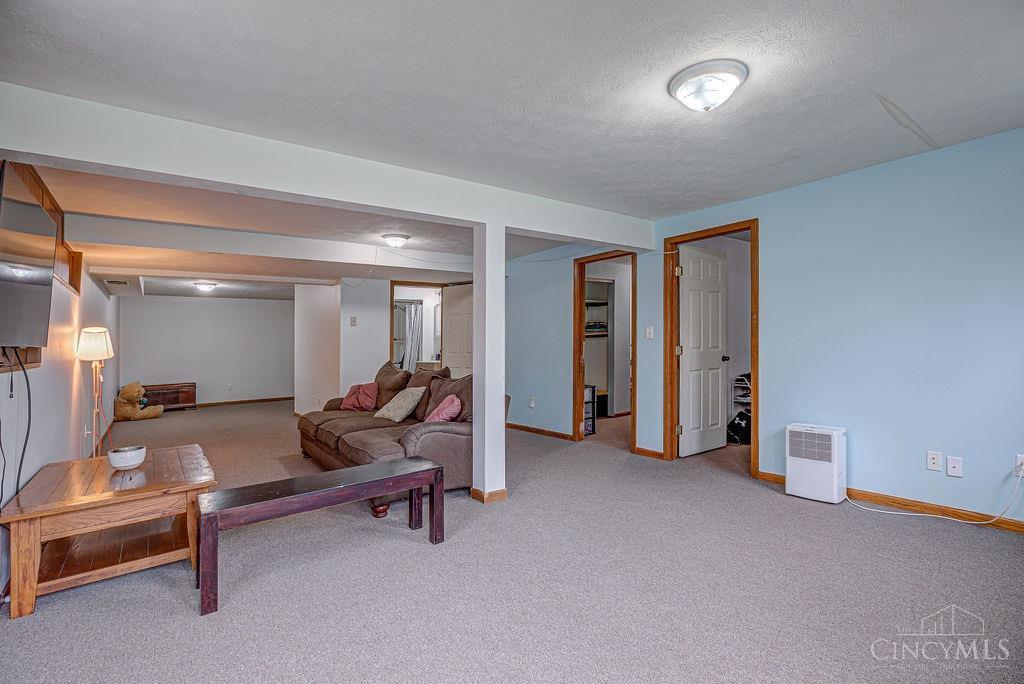 111 Melanee Lane, Oxford, Ohio image 23