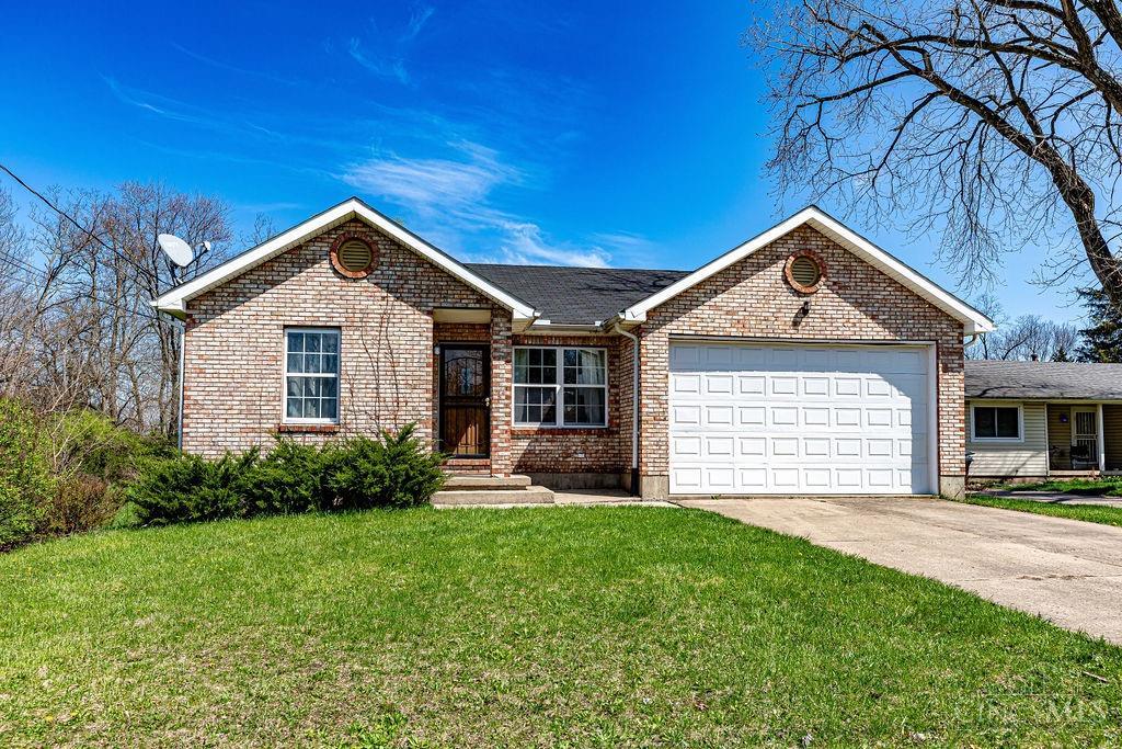 111 Melanee Lane, Oxford, Ohio image 1