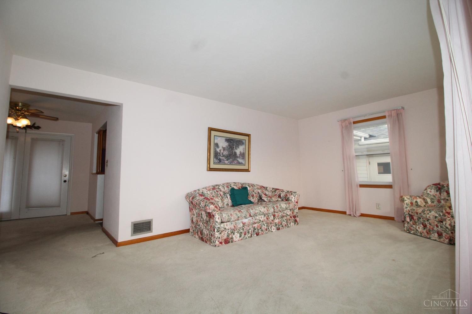 1195 Dale Road, Hamilton, Ohio image 2