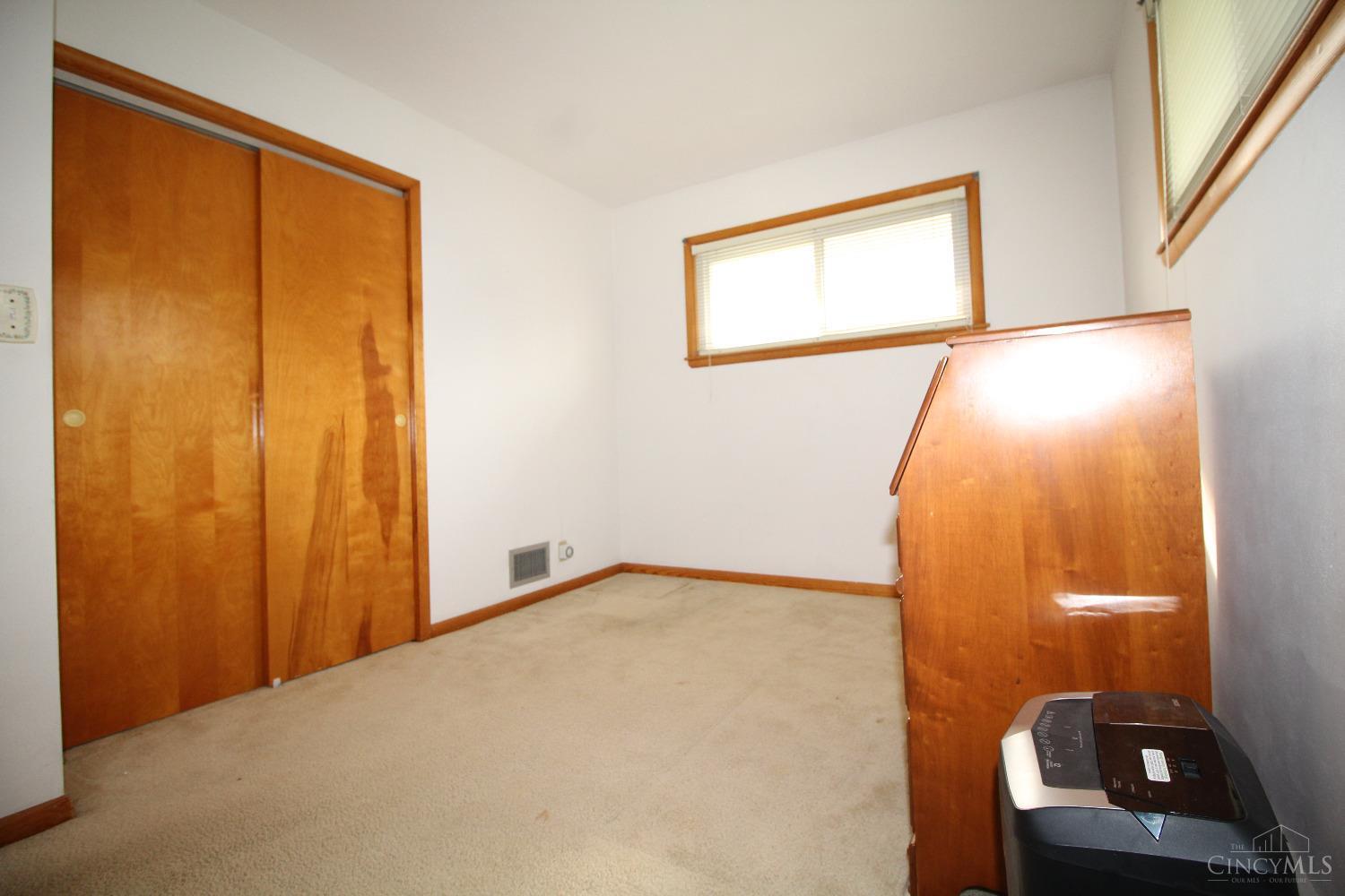 1195 Dale Road, Hamilton, Ohio image 12