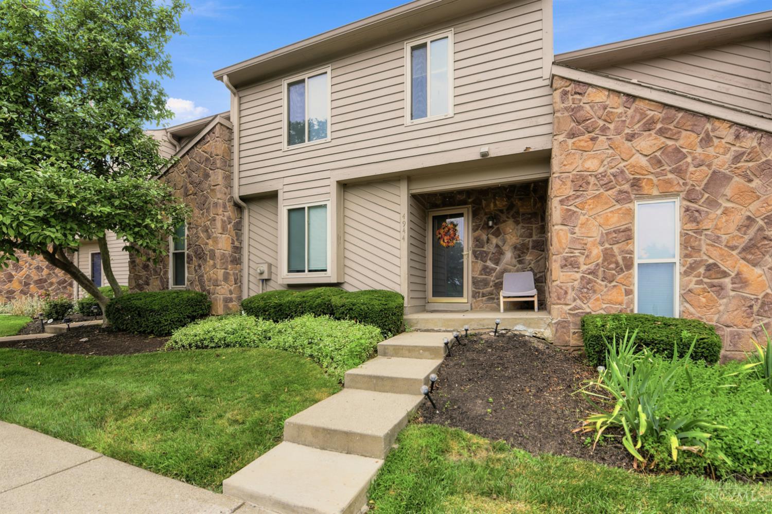 4944 Columbia Circle
