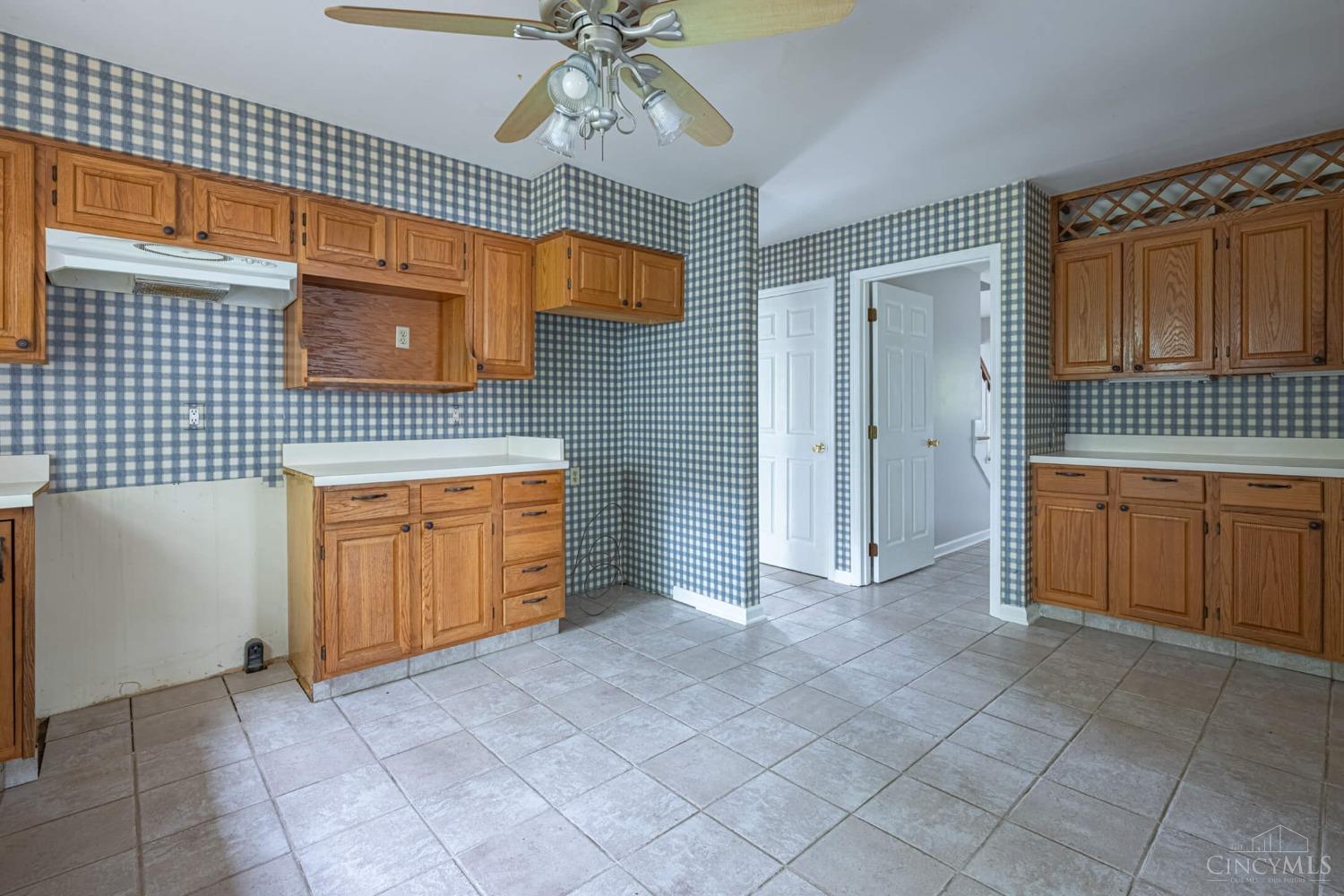 4900 Killkerry Drive, Middletown, Ohio image 10