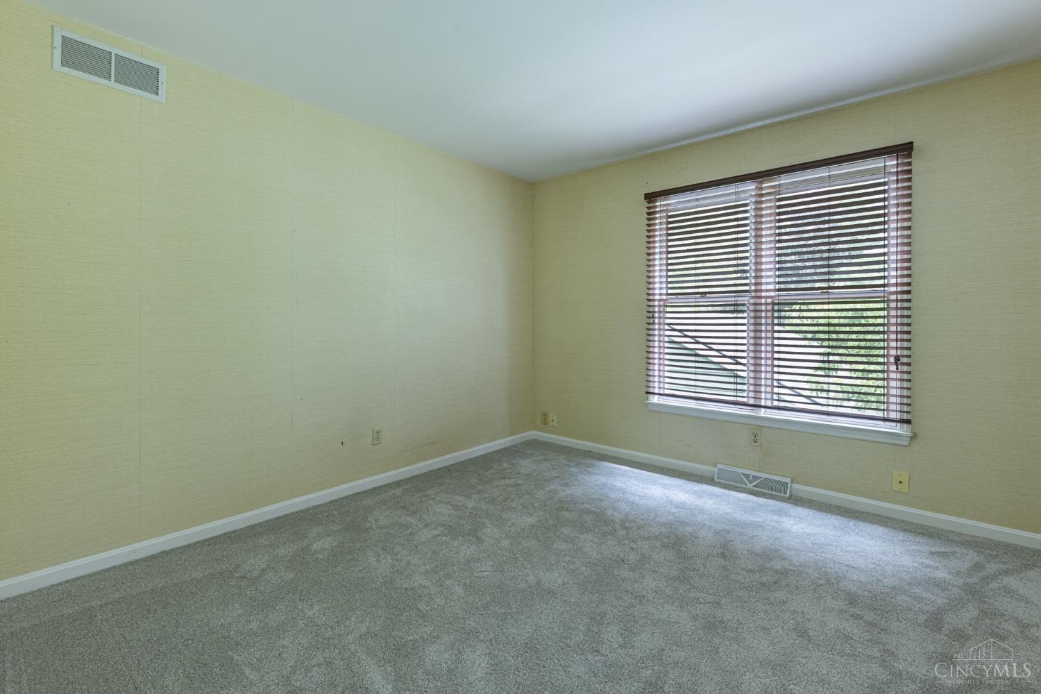 4900 Killkerry Drive, Middletown, Ohio image 24