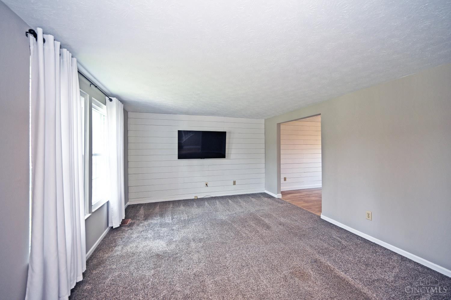 8878 Pembrooke Street