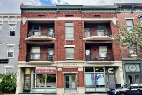 Photo of 709 E McMillan Street #1, Cincinnati, OH 45206 (MLS # 1856562)