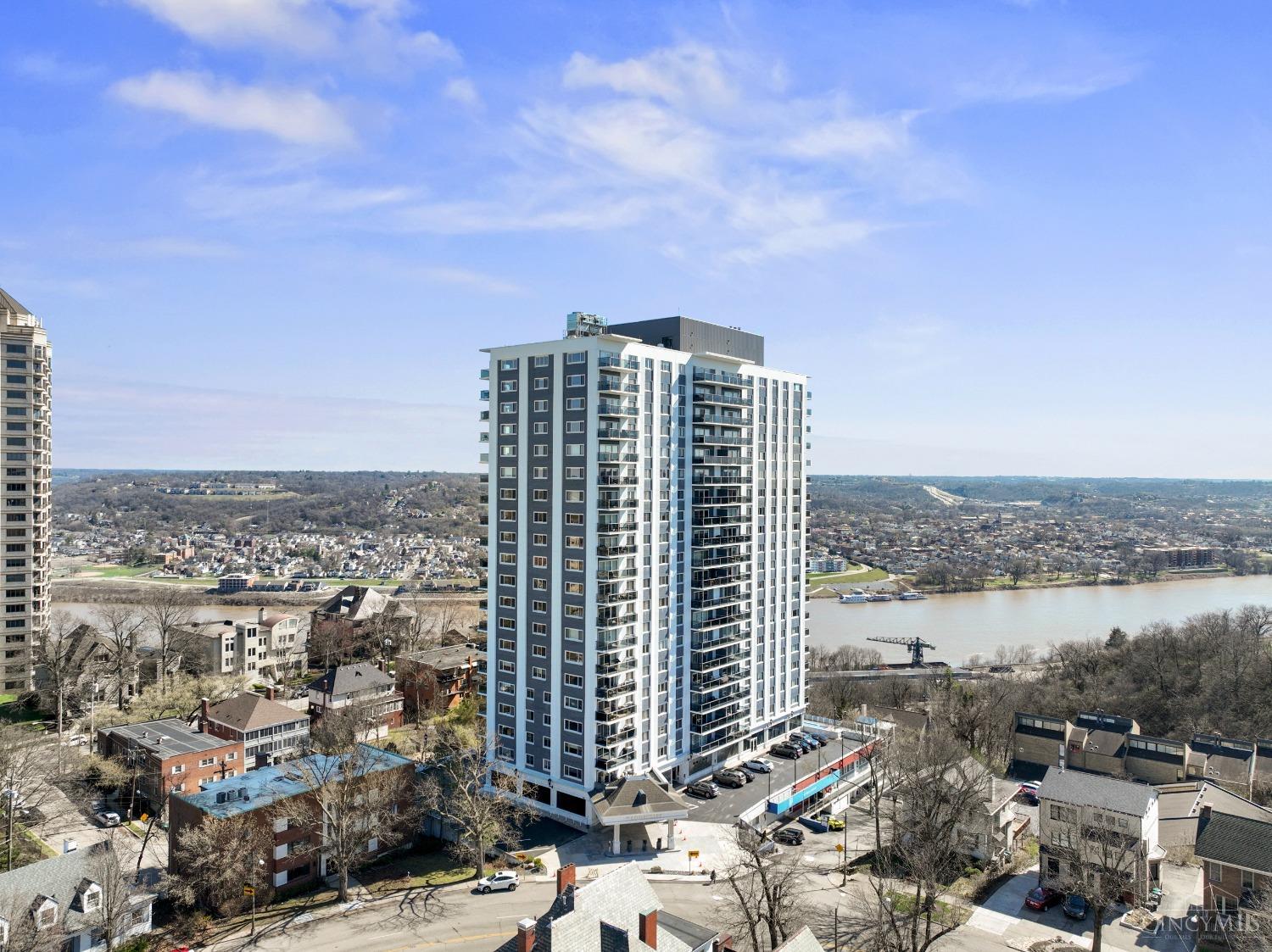 2200 Victory Parkway #1504, Cincinnati, Ohio image 1