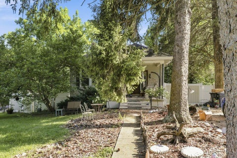 Photo of 171 Bonham Road, Wyoming, OH 45215 (MLS # 1885380)