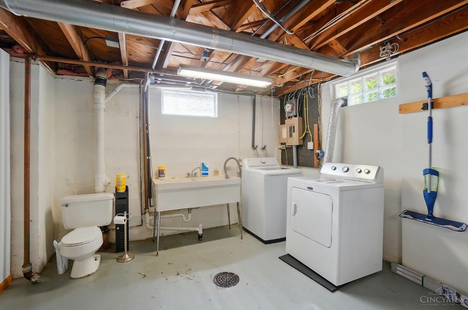 32 N Washington Boulevard, Hamilton, Ohio image 36