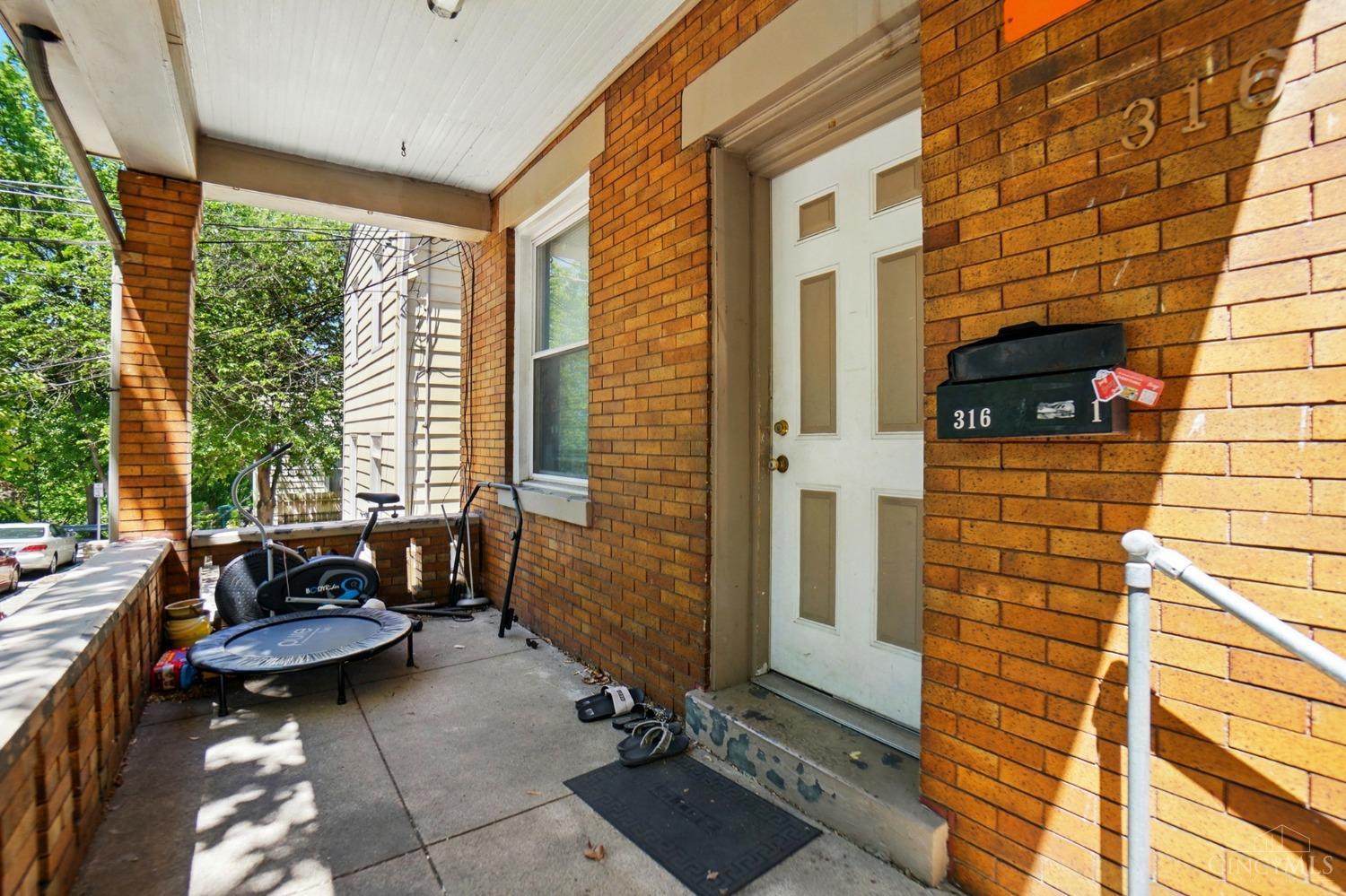 316 Emming Street