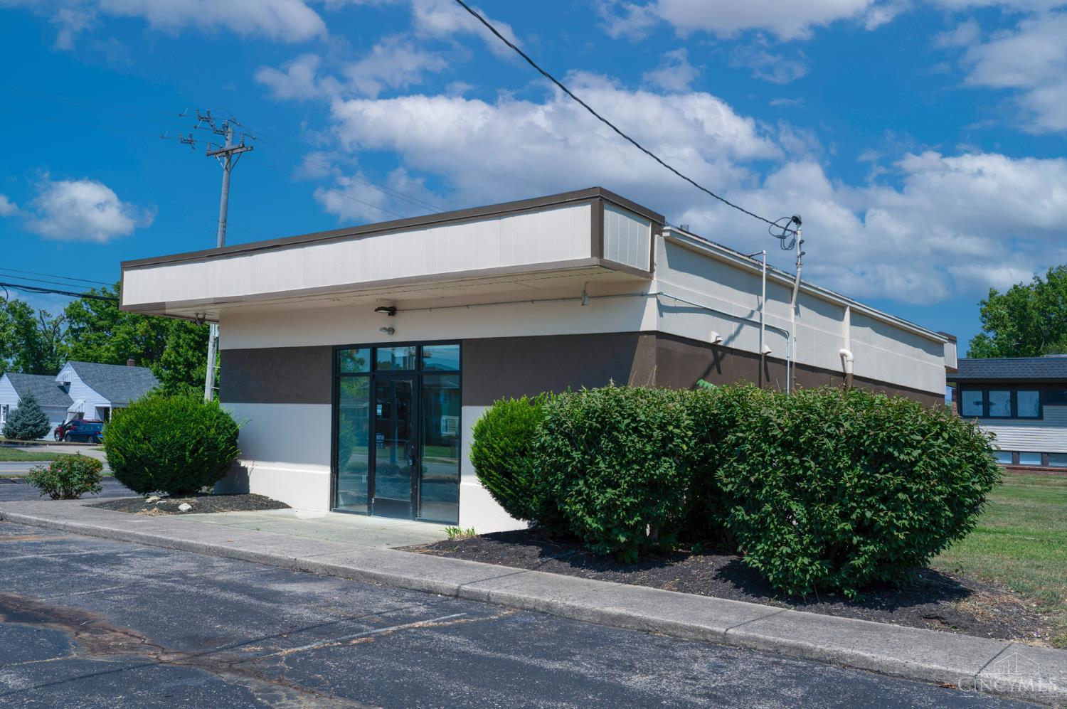 3590 Pleasant Avenue