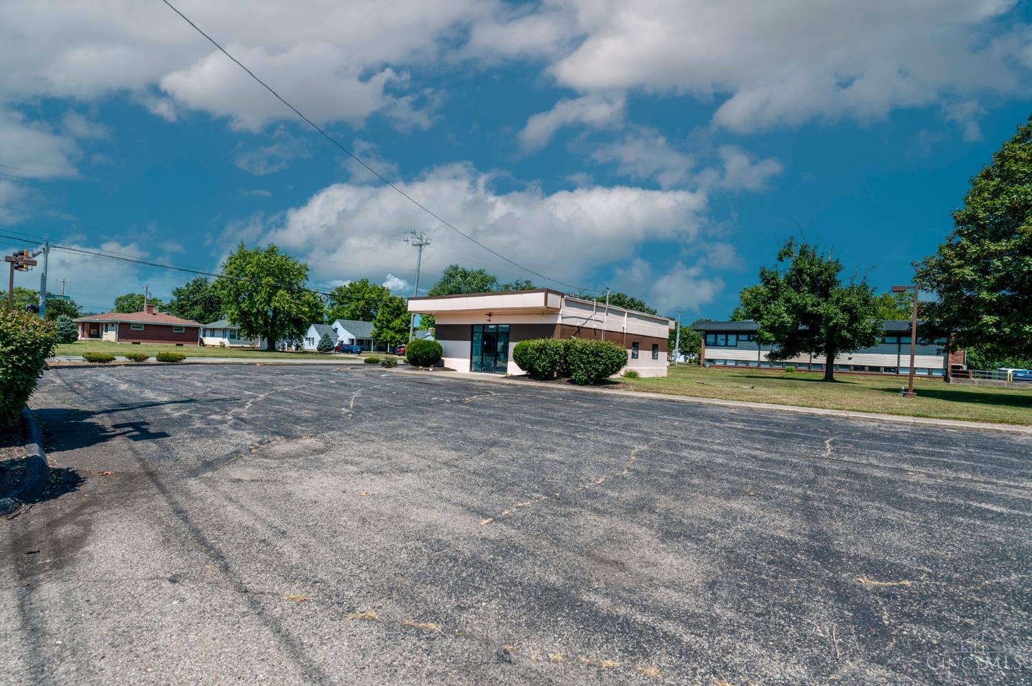 3590 Pleasant Avenue