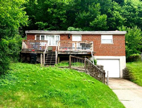 Homes For Sale - 3440 Hillside Avenue<br/> Cincinnati, OH 45204