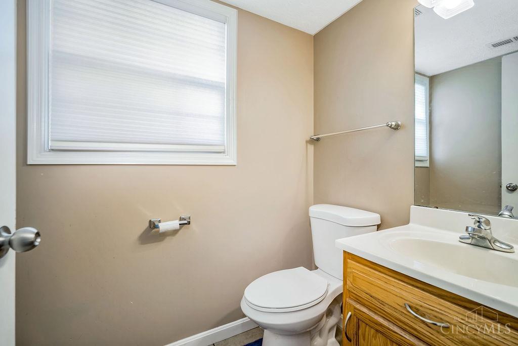 2033 Jackson Lane, Middletown, Ohio image 23