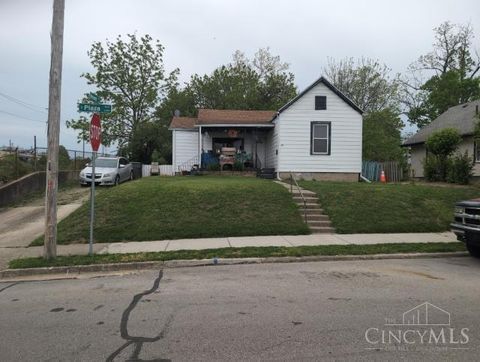 Photo of 63 S Plaza Avenue, Dayton, OH 45417 (MLS # 1879716)