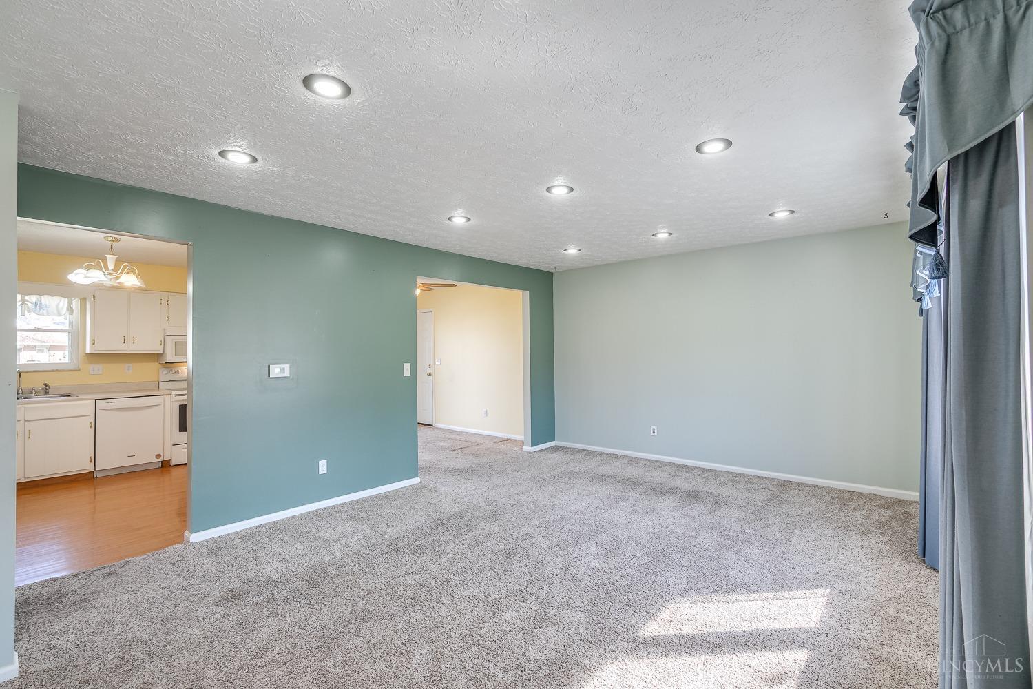 8 Dan Court, Fairfield, Ohio image 6