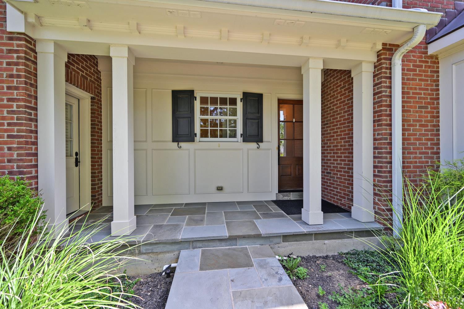 8100 Chinquapin Lane