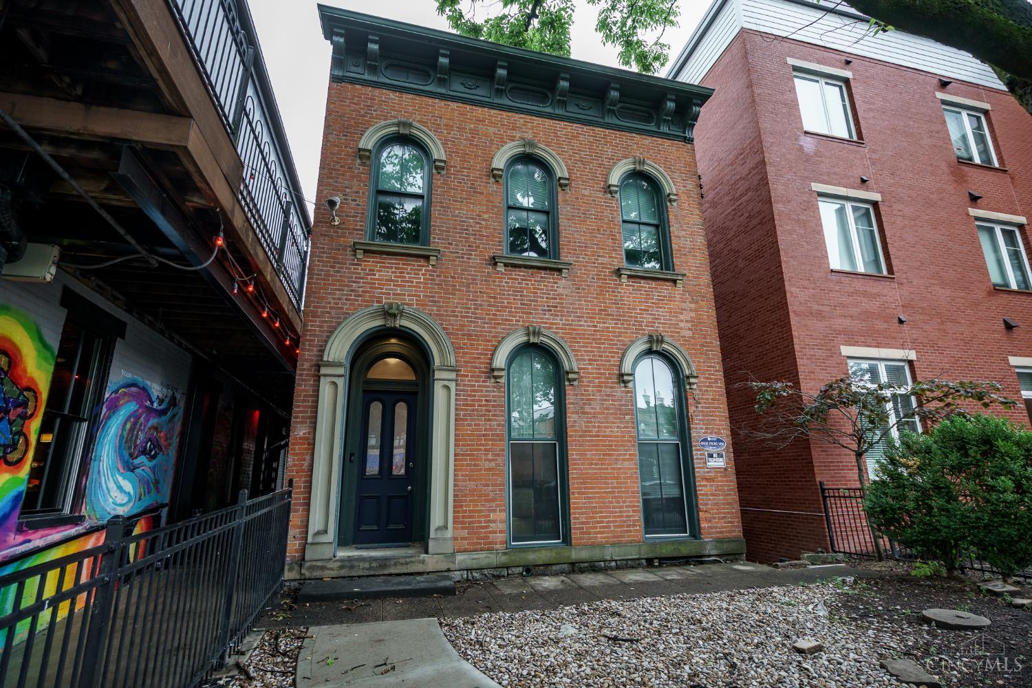 2606 Short Vine Street