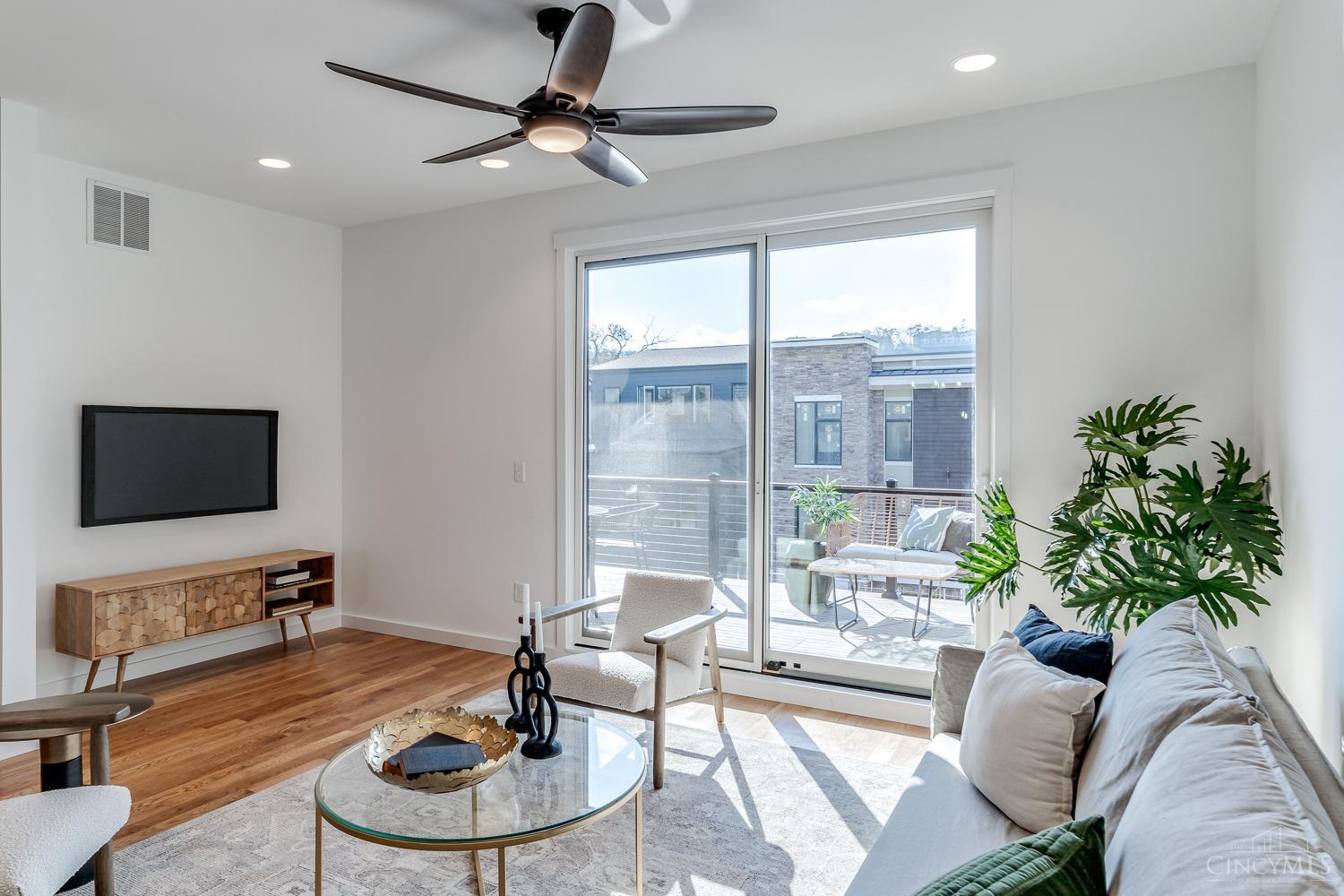 5762 Sanctuary Place, Cincinnati, Ohio image 20