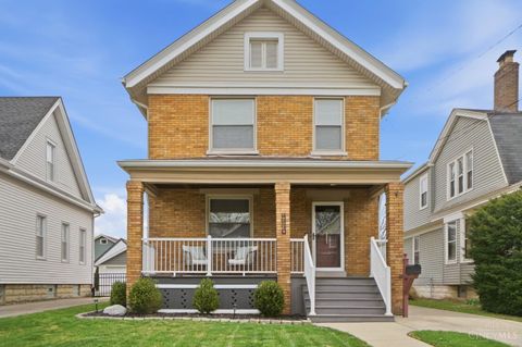 Photo of 4310 Thirty Third Avenue, Cincinnati, OH 45209 (MLS # 1872252)