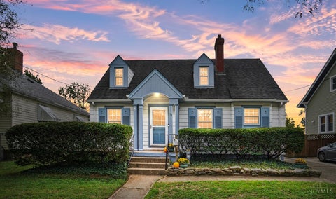 Photo of 33 Hillsdale Street, Cincinnati, OH 45216 (MLS # 1894960)