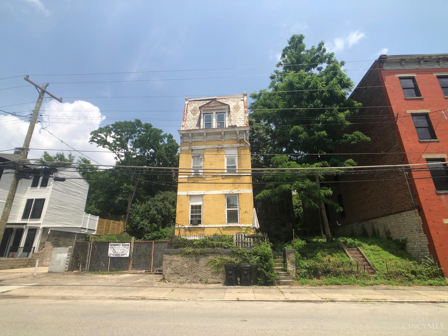 458 W McMicken Avenue