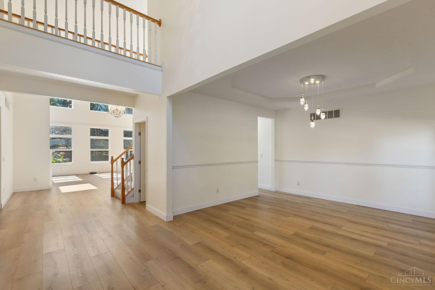 6625 Rosemont Lane
