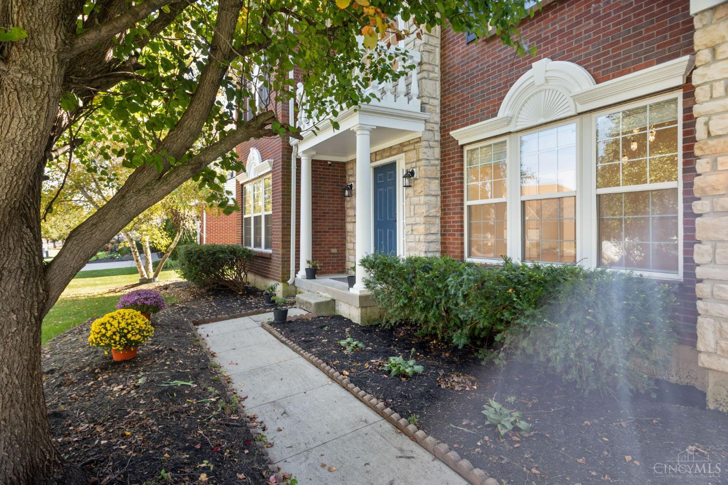 6625 Rosemont Lane