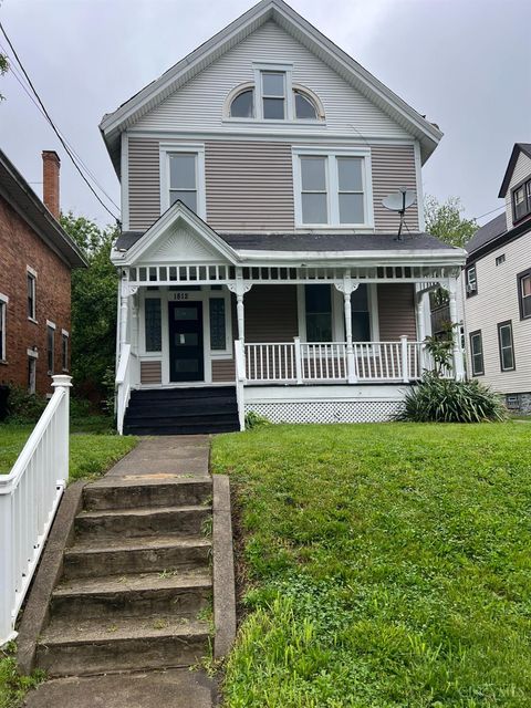 Photo of 1812 Kinney Avenue, Cincinnati, OH 45207 (MLS # 1877310)