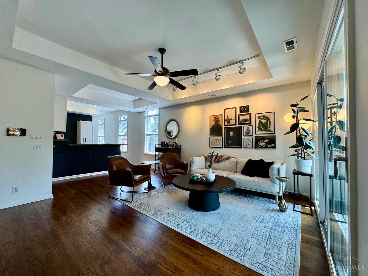955 Pavilion Street 4
