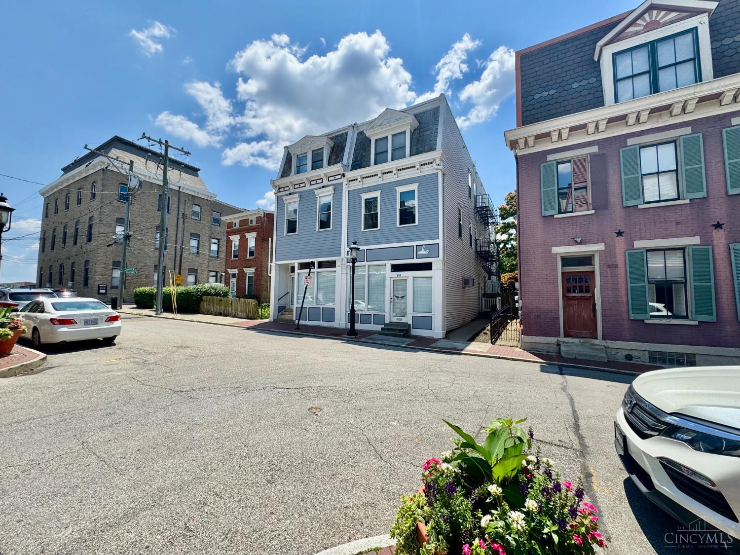 955 Pavilion Street 4